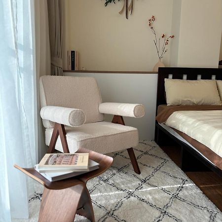 Owl Inn Тайнань Экстерьер фото